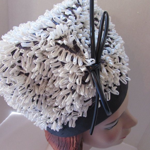 SALE Vintage 1960 Era Bubble Hat White Loops Navy Band Cain Sloan Co - Picture 7 of 10